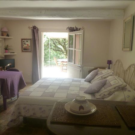 Les Tournillayres Hotel Bedoin Room photo